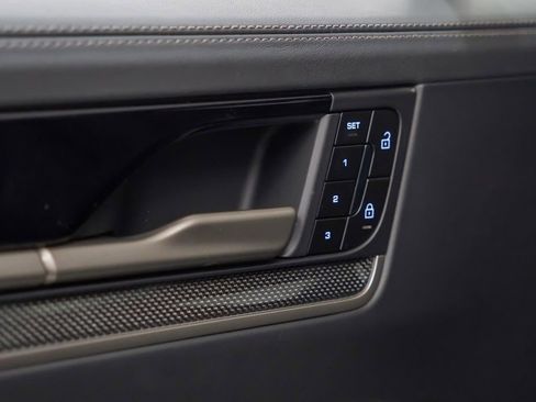 New 2026 Porsche Cayenne Turbo image 22