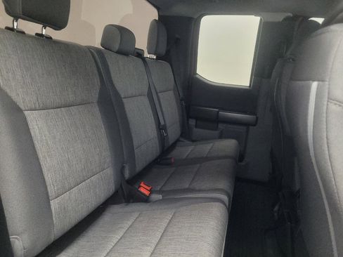 Used 2022 Ford F150 XL w/ Equipment Group 101A High RWD image 19