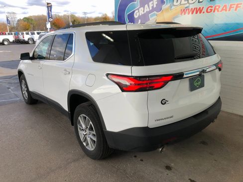 Used 2023 Chevrolet Traverse LT image 6