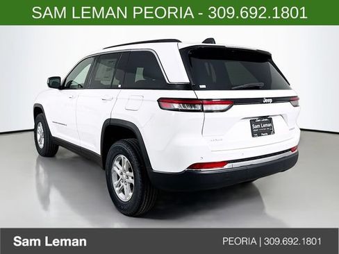 New 2025 Jeep Grand Cherokee Laredo AWD/4WD image 5