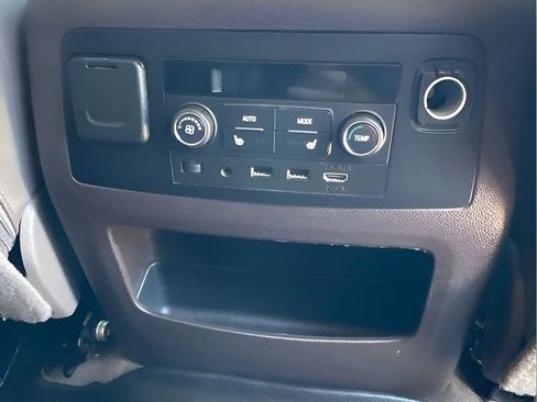 Used 2019 GMC Yukon XL Denali w/ Open Road Package AWD/4WD image 19