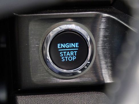 Used 2024 Ford F350 Lariat w/ Chrome Package AWD/4WD image 28