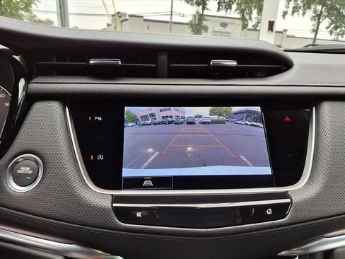 Used 2025 Cadillac XT5 Luxury image 18