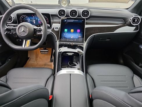New 2026 Mercedes-Benz GLC 300 image 23