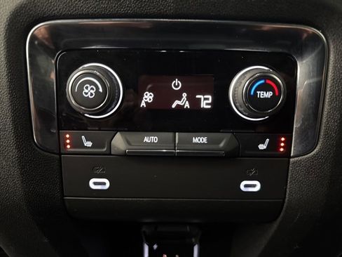 Used 2022 Chevrolet Tahoe RST w/ Luxury Package image 26