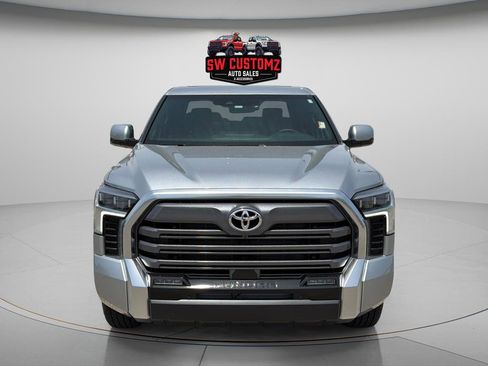 Used 2025 Toyota Tundra Limited AWD/4WD image 8