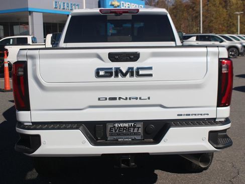 New 2026 GMC Sierra 2500 Denali Ultimate image 6