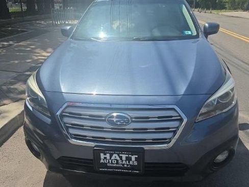 Used 2015 Subaru Outback 2.5i Premium AWD/4WD image 3