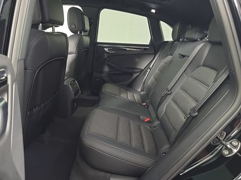 Certified 2026 Porsche Macan Turbo AWD/4WD image 15
