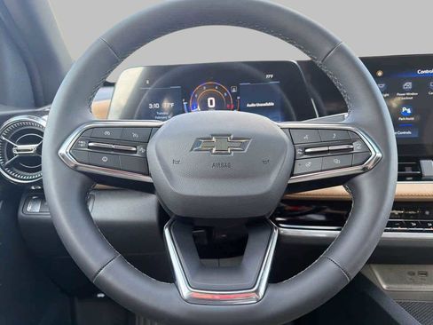 New 2026 Chevrolet Equinox ACTIV w/ Convenience Package III image 30