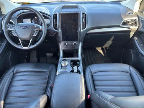 Used 2024 Ford Edge SEL w/ Convenience Package image 14