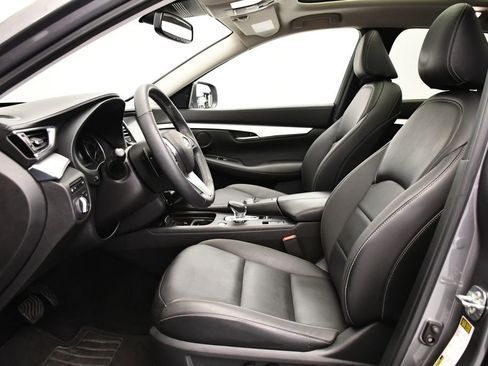 Used 2021 INFINITI QX50 Luxe w/ Cargo Package image 34