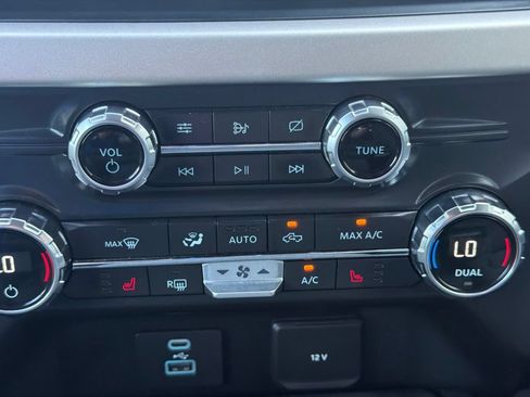 Used 2021 Ford F150 XLT w/ Equipment Group 302A High AWD/4WD image 17