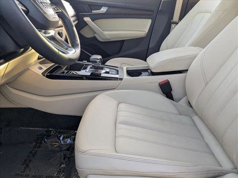 Used 2023 Audi Q5 2.0T Premium w/ Convenience Package AWD/4WD image 15