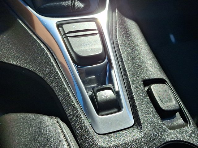 Used 2019 Chevrolet Camaro LT RWD image 29