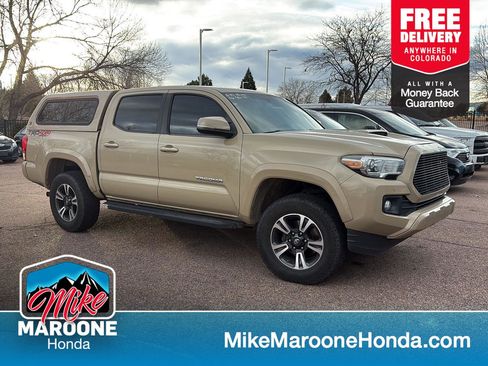Used 2016 Toyota Tacoma TRD Sport image 1
