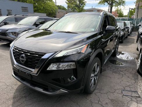 Used 2023 Nissan Rogue SL w/ SL Premium Package AWD/4WD image 3
