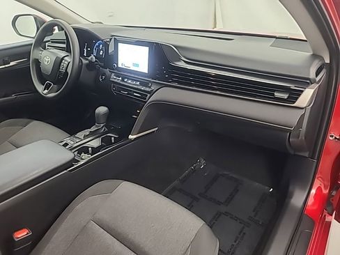 Used 2026 Toyota Camry LE FWD image 15