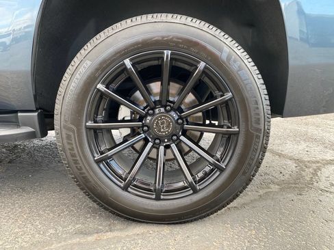Used 2019 Chevrolet Tahoe LT AWD/4WD image 30