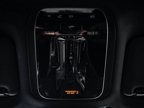 Used 2024 Mercedes-Benz GLC 300 4MATIC w/ AMG Line image 41