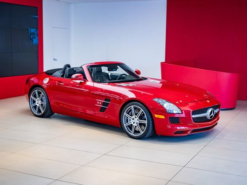 Used 2012 Mercedes-Benz SLS AMG Roadster image 1