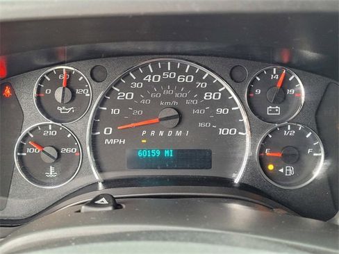 Used 2023 GMC Savana 3500 Extended w/ Driver Convenience Package image 23