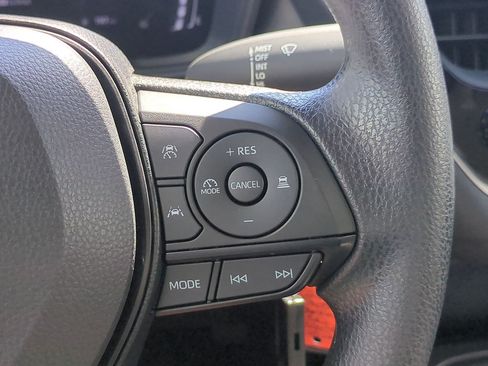 Used 2026 Toyota Corolla LE FWD image 18