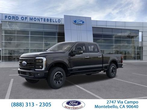 New 2026 Ford F250 Platinum w/ Tremor Off-Road Package AWD/4WD image 4