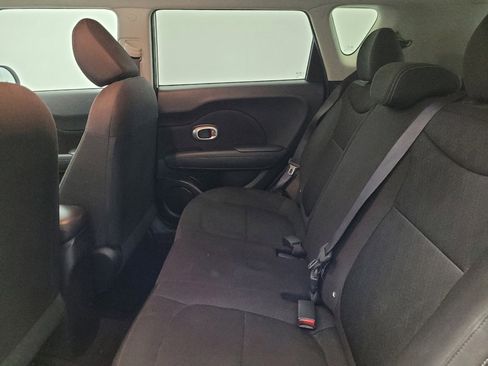 Used 2016 Kia Soul image 18
