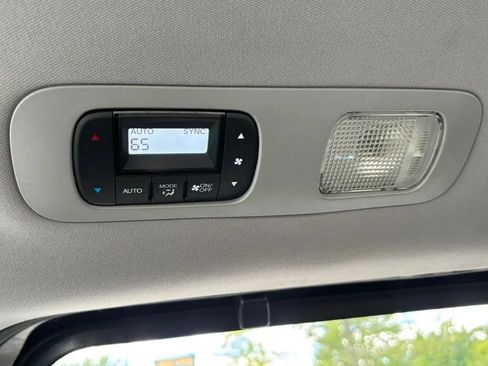 Used 2018 Honda Odyssey Elite image 27