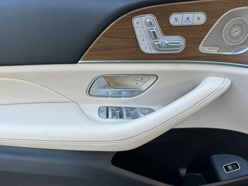 Certified 2022 Mercedes-Benz GLE 350 w/ AMG Line Exterior image 25