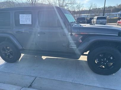 Used 2022 Jeep Wrangler Unlimited Sahara w/ Cold Weather Group