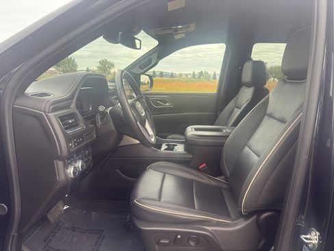 Used 2024 GMC Yukon SLT image 8