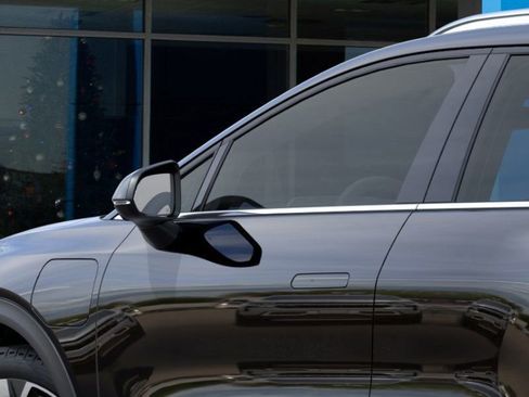 New 2026 Chevrolet Equinox EV LT w/ Convenience Package II image 12