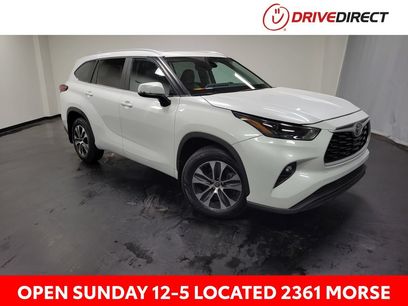 Used 2023 Toyota Highlander XLE