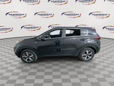 Used 2022 Kia Sportage LX AWD/4WD image 5