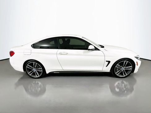 Used 2019 BMW 440i Coupe w/ M Sport Package image 4