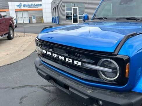 Used 2024 Ford Bronco Outer Banks AWD/4WD image 14