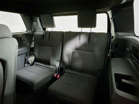 Used 2025 Toyota 4Runner SR5 image 28