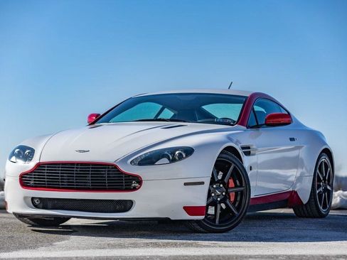 Used 2006 Aston Martin V8 Vantage Coupe image 1