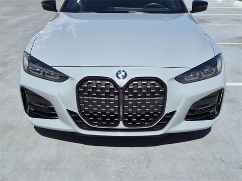 Used 2024 BMW 430i xDrive Convertible w/ M Sport Package image 9