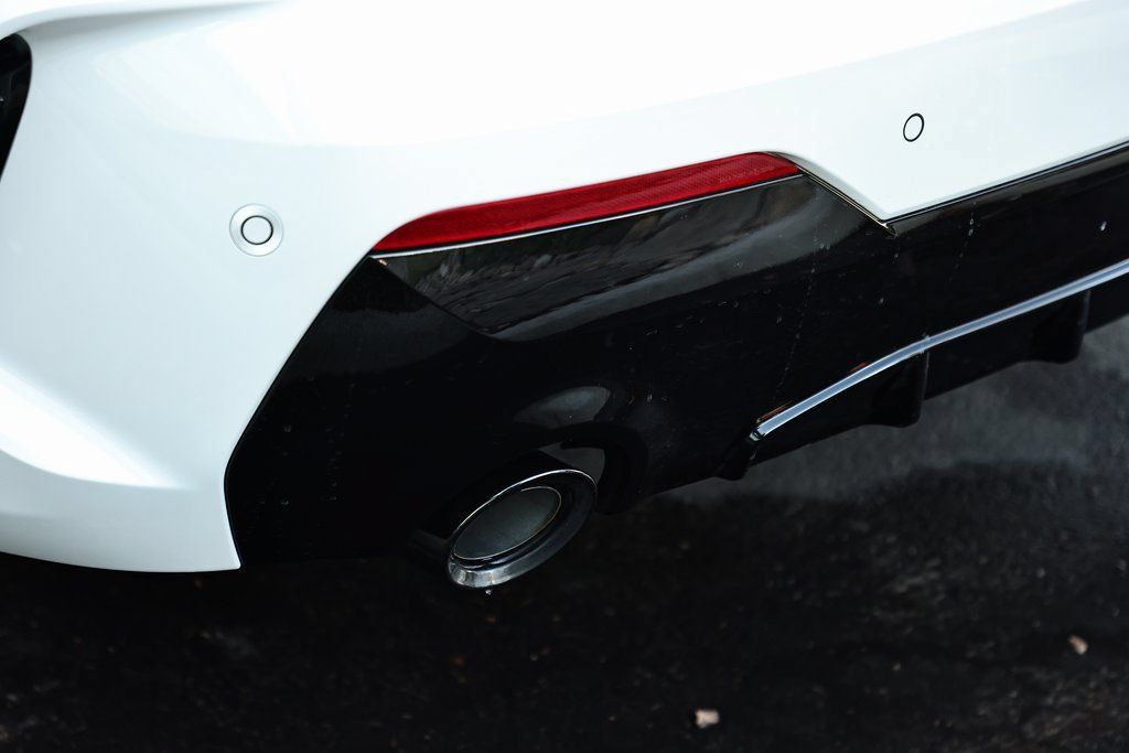 Used 2025 BMW 430i Coupe w/ M Sport Package RWD image 10