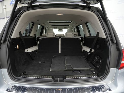 Used 2017 Mercedes-Benz GLS 450 4MATIC image 15