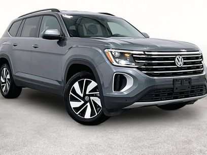 Used 2025 Volkswagen Atlas SE
