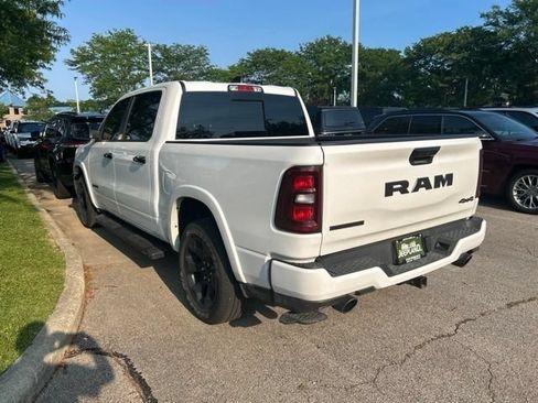 Used 2025 RAM 1500 Big Horn AWD/4WD image 12