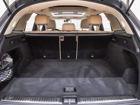 Used 2021 Mercedes-Benz GLC 300 image 32
