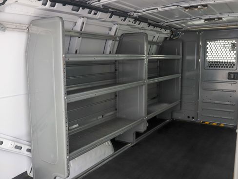 Used 2025 Chevrolet Express 2500 w/ Driver Convenience Package image 14