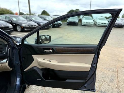 Used 2016 Subaru Outback 2.5i Limited w/ Popular Package #4 image 43
