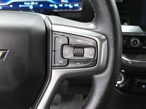 Used 2024 Chevrolet Silverado 2500 LTZ AWD/4WD image 33