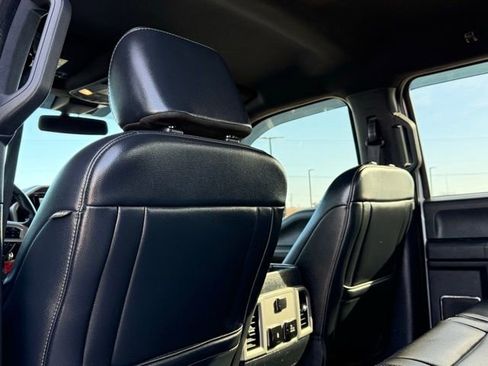 Used 2022 Ford F350 Lariat image 18